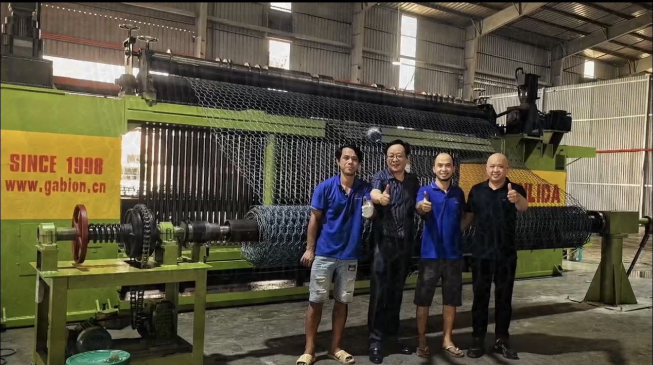 Derniers blogs de l'entreprise sur JINLIDA CNC Gabion Mesh Machine Enters Vietnam Market Again | High-Speed Gabion Production Solution