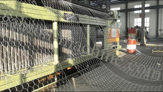 acheter Machine à treillis hexagonal à double torsion à 220/380V de tension 5300 mm de largeur de tissage et 7200x1530x2560 mm de dimension fabrication en ligne
