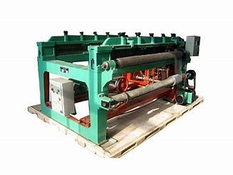 acheter 1' machine 83m/H de fabrication nette de fil de GI de largeur de la cage 1200mm de poulet fabrication en ligne